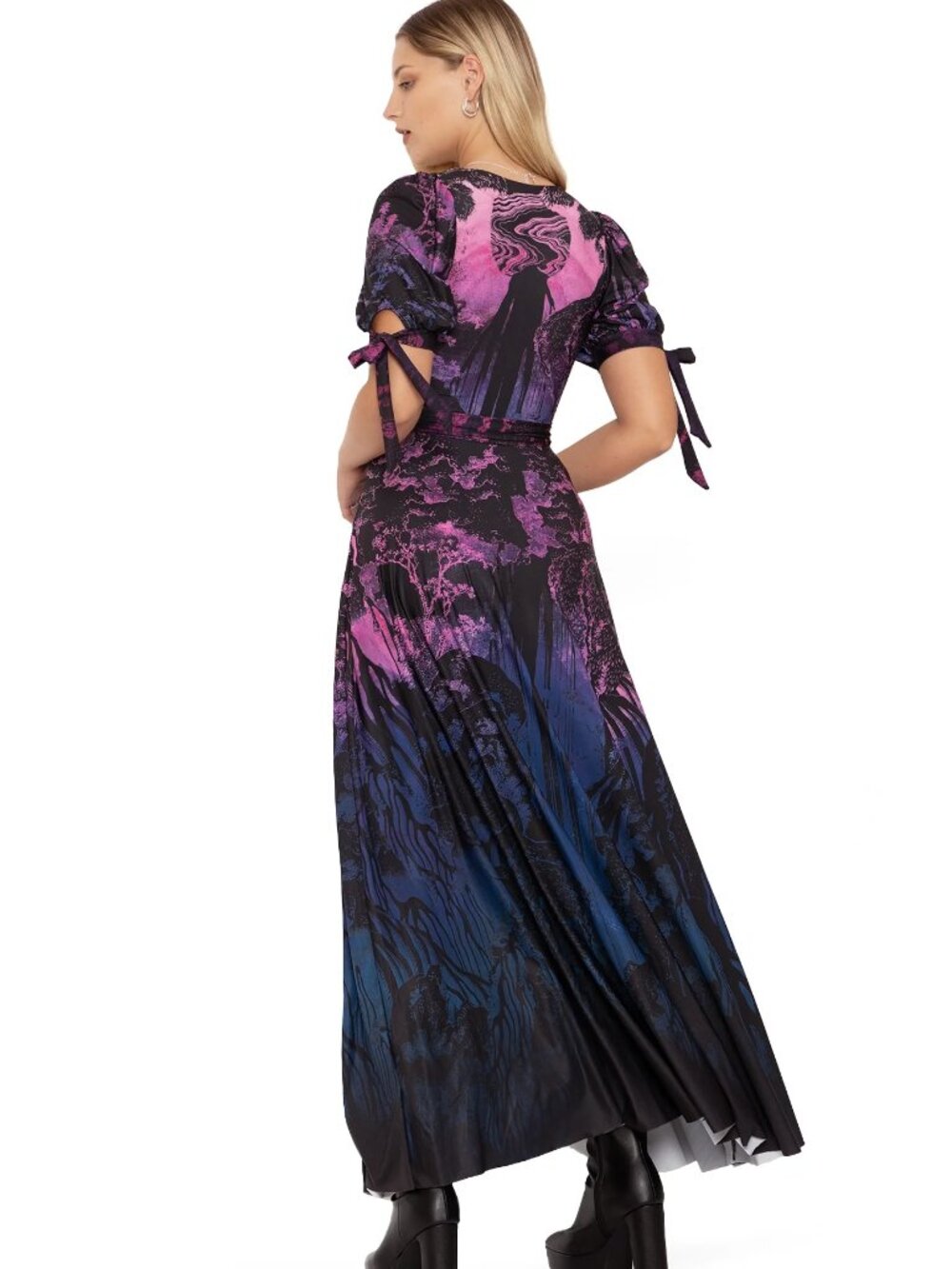 NWT Blackmilk Hokusai’s Waterfalls Dress Japanese Gothic Boho Fantasy Maxi XS - Picture 3 of 11